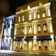 Crescent Town House Hotel Picture 