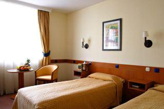 Mediterran Hotel Picture 1