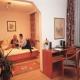 City Hotel Picture 