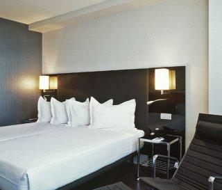 Ac Som Hotel Picture 1