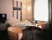 City Hotel Picture 1