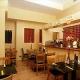 Lynams Hotel Picture 