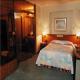 Balmoral Plaza Hotel Picture 