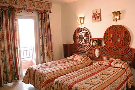 Amalay Hotel Picture 1