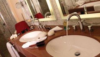Port Palace Hotel Picture 1