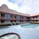 Travelodge Suites East Gate Hotel Picture 