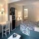 Travelodge Suites East Gate Hotel Picture 