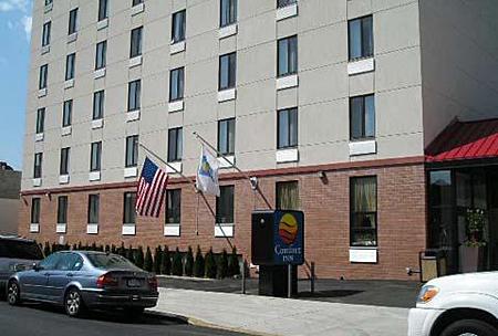Comfort Inn Brooklyn Hotel Picture 1