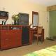 Quality Inn And Suites Hollywood Boulevard Hotel Picture 
