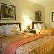 La Quinta Inn And Suites Baltimore Bwi Airport Hotel Picture 
