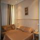 A And H Suites Madrid Hotel Picture 