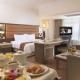 Holiday Villa Hotel And Suites Picture 