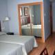 Husa Santiago Leon Hotel Picture 