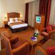 Hawthorn Hotel And Suites Picture 