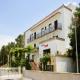 Oriola Hotel Picture 
