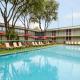 Ramada Wayne-Fairfield Hotel Picture 