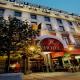 Metropole Hotel Picture 