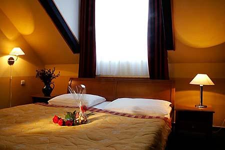 Cloister Inn Hotel Picture 1