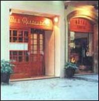 Cortes Hotel Picture 1